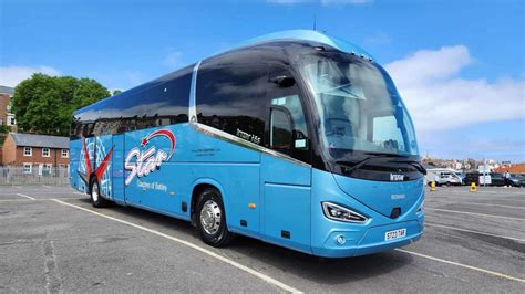 coach hire leeds.